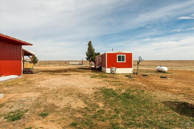 37155 E Jones Rd, House other with 2 bedrooms, 3 bathrooms and 2 parking in Yoder CO | Image 37