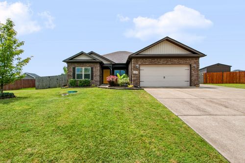 5201 Sierra Ct, Chapel Hill, TN, 37034-1410 | Card Image
