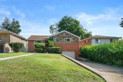 5523 Rippey Pl, East Liberty, PA, 15206-2805 | Card Image