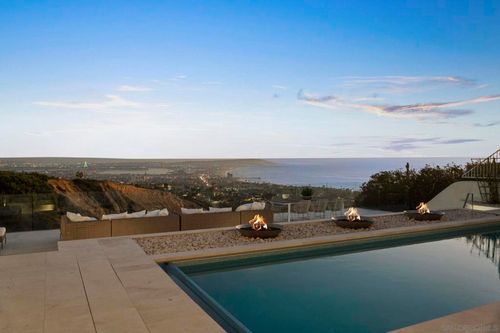 5811 Box Canyon Rd, La Jolla, CA, 92037-7405 | Card Image