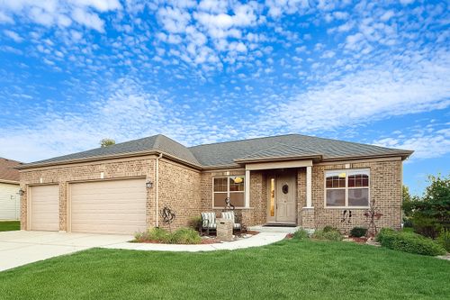 21053 Benjamin Dr, Shorewood, IL, 60404-0612 | Card Image