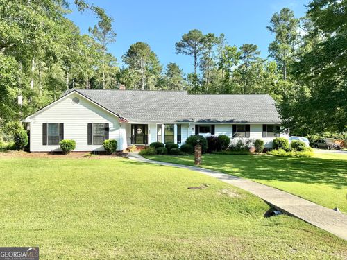 653 Magnolia Dr, Thomson, GA, 30824-1866 | Card Image