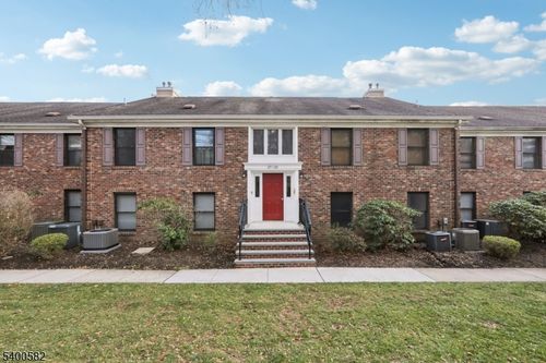 26 Sunrise Dr, Gillette, NJ, 07933-1950 | Card Image