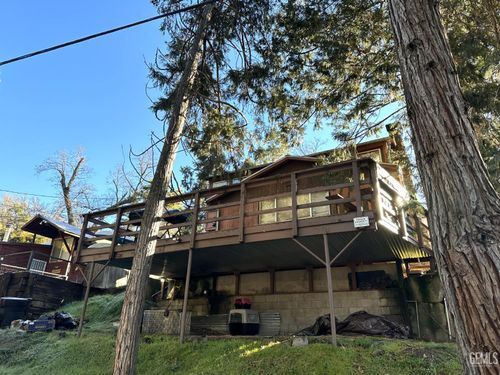 246 Rabbit Foot Trl, California Hot Springs, CA, 93207 | Card Image