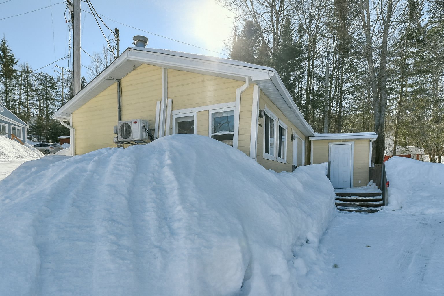 Residential in Val-Morin 2