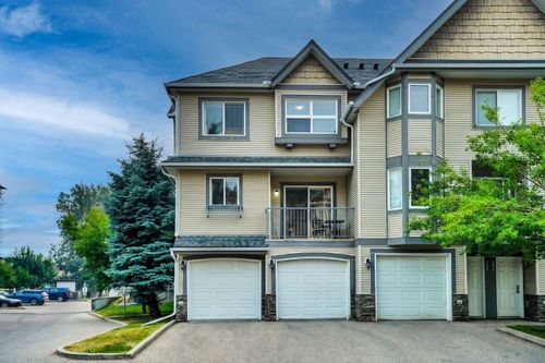 199 Cedarwood Lane Sw, Calgary, AB, T2W6J3 | Card Image
