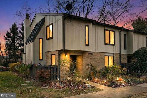 61-1809 Ivy Oak Sq, RESTON, VA, 20190-4727 | Card Image