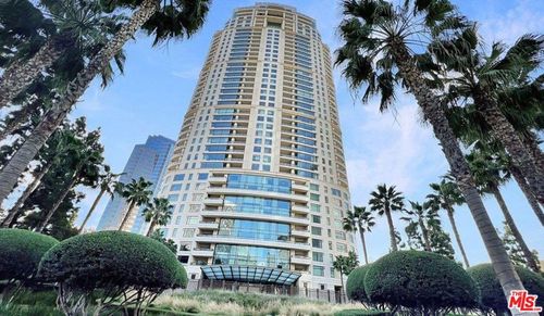 28b-1 W Century Dr, Los Angeles, CA, 90067 | Card Image