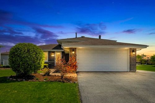 6501 181st St, Tinley Park, IL, 60477-4242 | Card Image