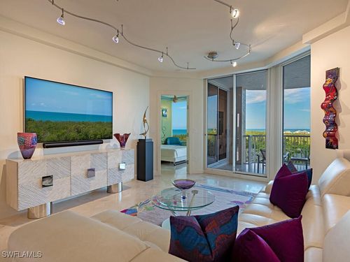 507-7117 Pelican Bay Blvd, NAPLES, FL, 34108-5551 | Card Image