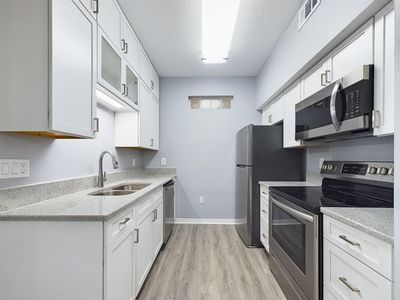 Kitchen | Image 3