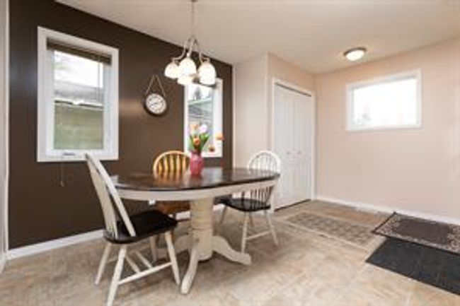 212 Abbey St, House detached with 3 bedrooms, 1 bathrooms and 4 parking in Bittern Lake AB | Image 4