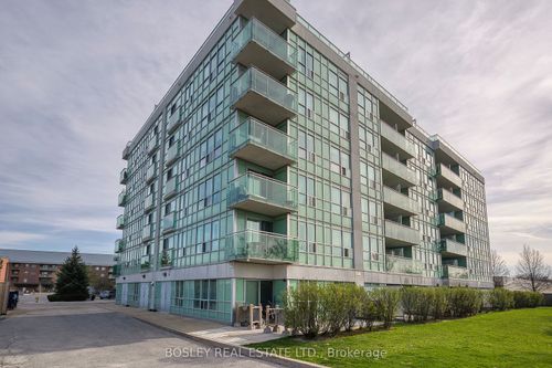 326-60 Fairfax Cres, Scarborough, ON, M1L0E1 | Card Image