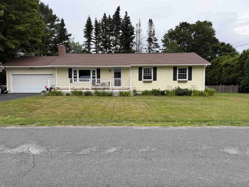 12 Meadow Dr, Springfield, VT, 05156-9143 | Card Image