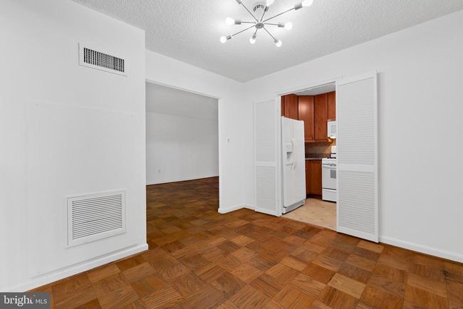 APT-3C - 2100 Washington Ave, Condo with 3 bedrooms, 2 bathrooms and null parking in Silver Spring MD | Image 13