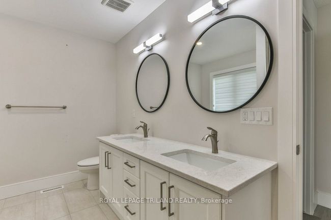 51 Elliot St, House other with 6 bedrooms, 3 bathrooms and 2 parking in Strathroy ON | Image 27