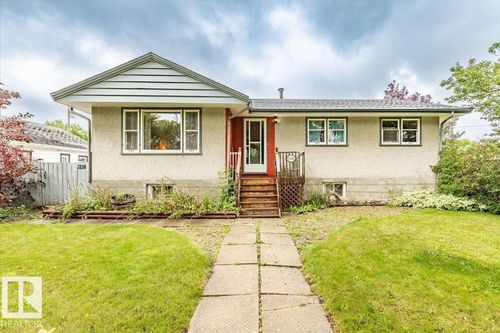 5116 52 St, Warburg, AB, T0C2T0 | Card Image