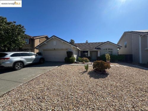 2352 Whitetail Dr, Antioch, CA, 94531-7741 | Card Image