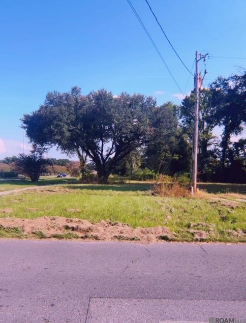 630 Elmer Ave, Baton Rouge, LA, 70807-2843 | Card Image