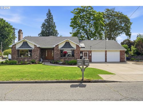 890 N Holly St, Canby, OR, 97013-3020 | Card Image