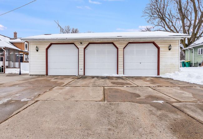 400 4 Th St Sw, House other with 3 bedrooms, 2 bathrooms and null parking in Montgomery MN | Image 4