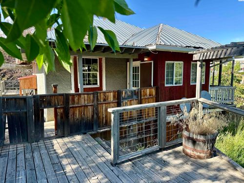 150 Nw Harold Dr, Pullman, WA, 99163-2956 | Card Image