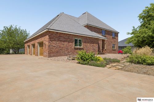 6525 Rolling Hills Ct, Lincoln, NE, 68512-2214 | Card Image