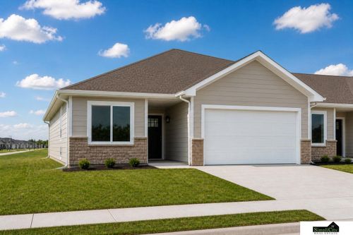 8800 Lady Bug Lane, Lincoln, NE, 68526 | Card Image
