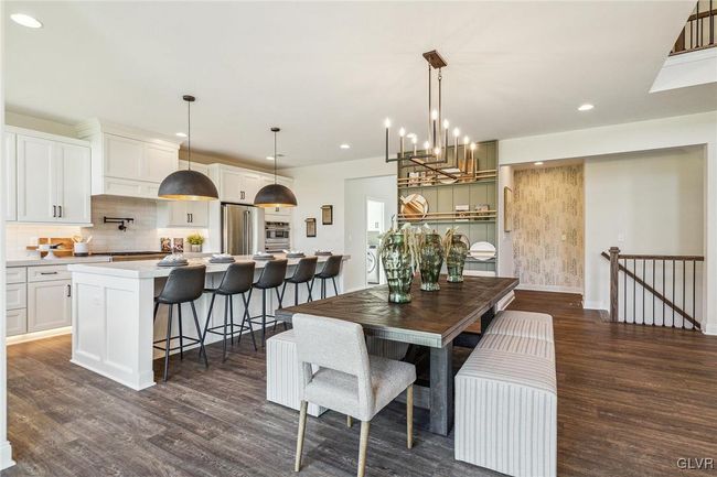 Breakfast Area open to Kitchen | Image 10