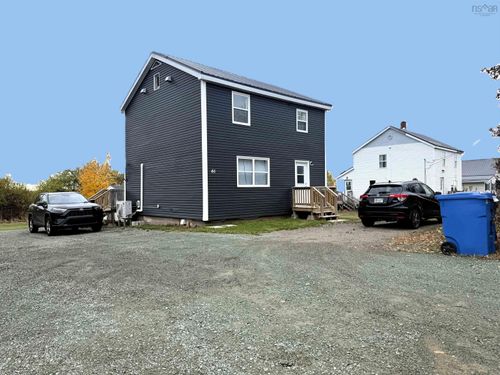 46 Lisgar St, Springhill, NS, B0M1X0 | Card Image