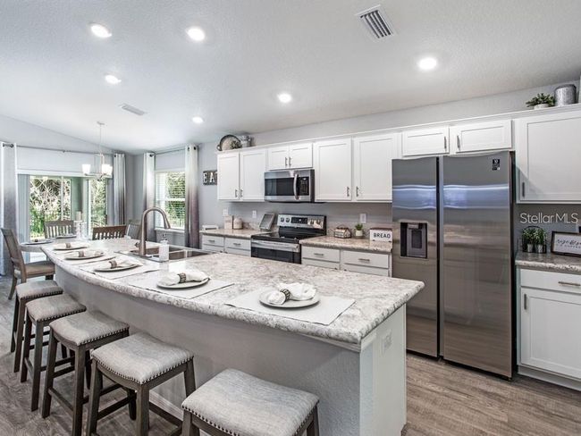 647 Cypress Creek Ranch Rd, House other with 4 bedrooms, 2 bathrooms and null parking in Saint Cloud FL | Image 5