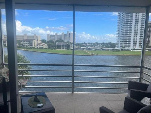 405-20 Yacht Club Dr, North Palm Beach, FL, 33408-3983 | Card Image