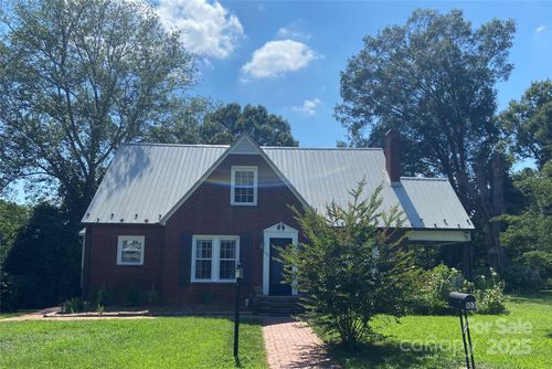 103 7th St Nw, Taylorsville, NC, 28681-2115 | Card Image