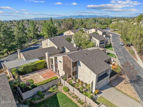 3156 Boxwood Cir, Thousand Oaks, CA, 91360-6387 | Card Image