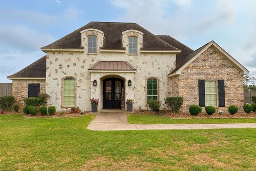 12035 Woodhollow Dr, Beaumont, TX, 77705-9251 | Card Image