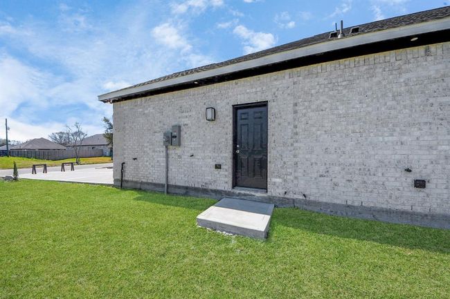 207 Manor Ave, House other with 3 bedrooms, 3 bathrooms and 2 parking in Arcola TX | Image 33