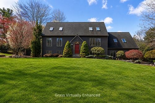 35 Sandra Dr, East Bridgewater, MA, 02333 | Card Image