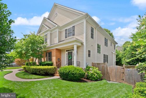 2204 Boxwood Dr, FALLS CHURCH, VA, 22043-1734 | Card Image