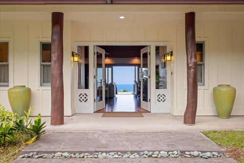73-4609 Kukuki St, Kailua Kona, HI, 96740-8668 | Card Image
