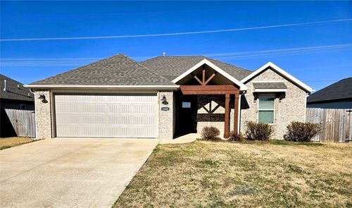 2101 Endura Park Dr, Siloam Springs, AR, 72761-7158 | Card Image