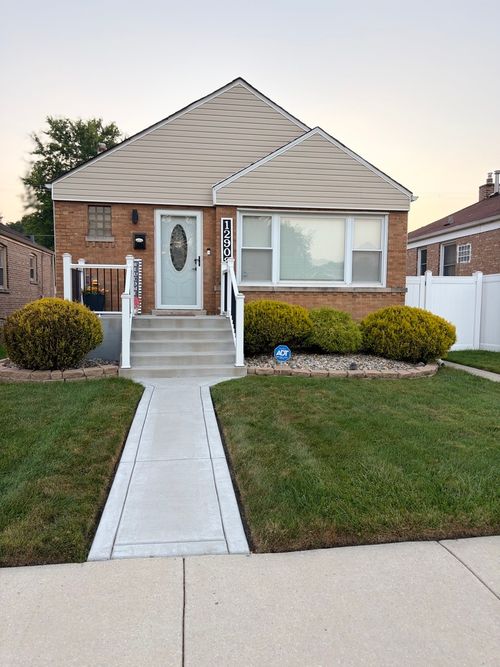 12908 S Parnell Ave, Chicago, IL, 60628-7443 | Card Image
