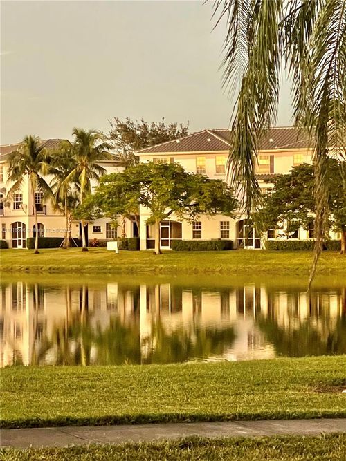 apt-815-745 Sw 148th Ave, Davie, FL, 33325-3096 | Card Image