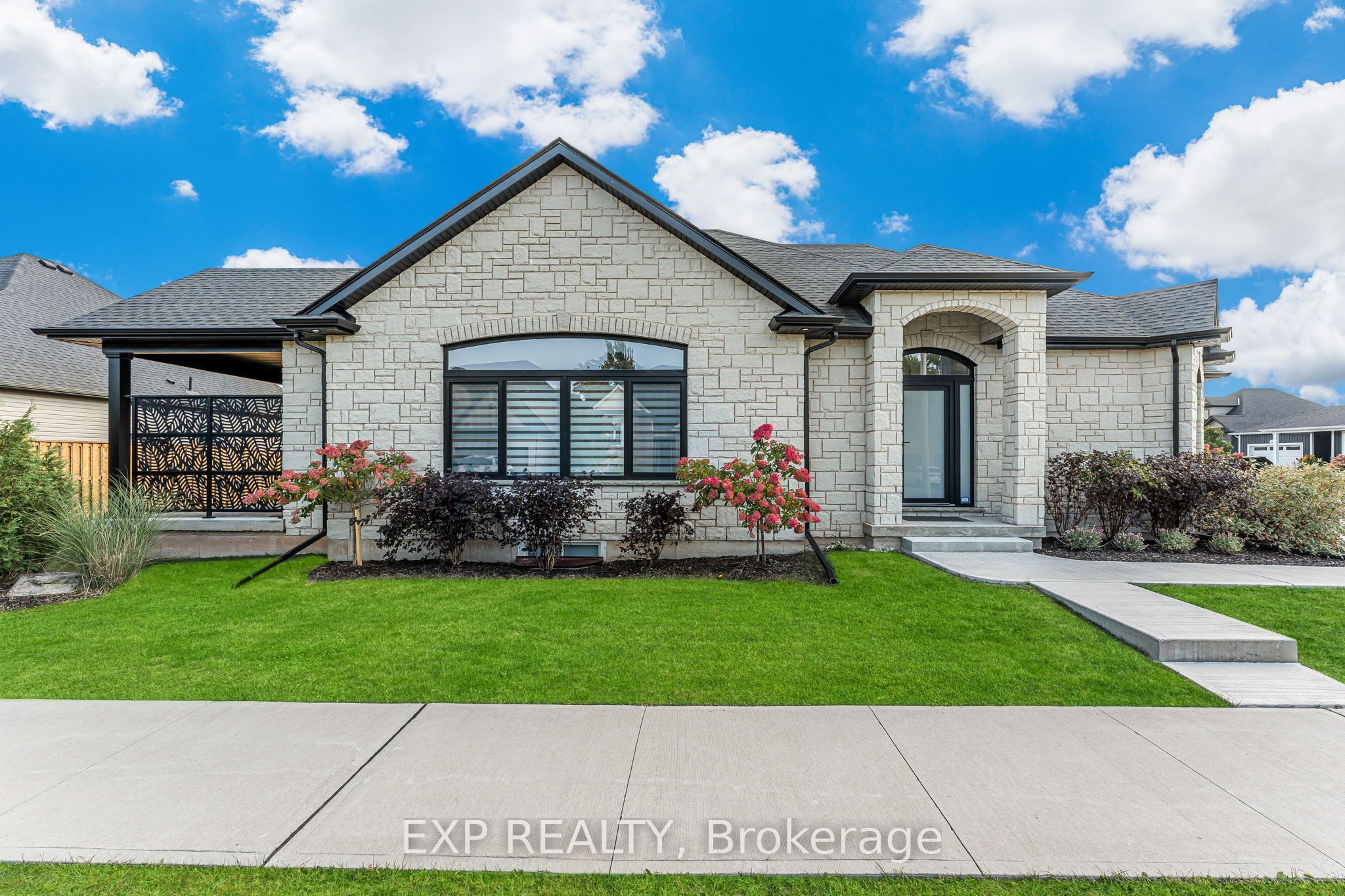Residential in Fort Erie 5