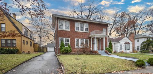306 Oak Crest St, Waukegan, IL, 60085-4150 | Card Image
