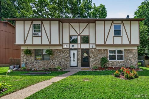 3802 Treebrook Dr, Imperial, MO, 63052-1185 | Card Image