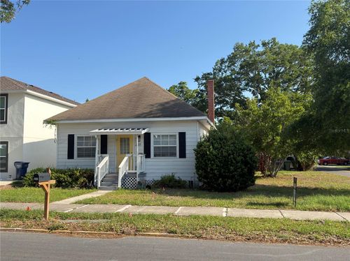 231 Avenue A Ne, WINTER HAVEN, FL, 33881-4551 | Card Image