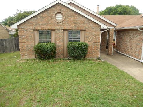 422 Pogue St, Cedar Hill, TX, 75104-9056 | Card Image