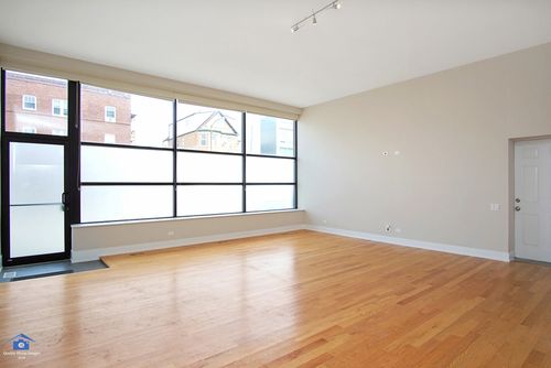 1n-2756 N Ashland Ave, Chicago, IL, 60614-1106 | Card Image