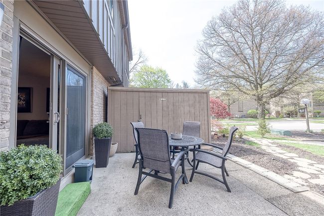 92 Locust Ct, Condo with 3 bedrooms, 2 bathrooms and 1 parking in Pittsburgh PA | Image 21