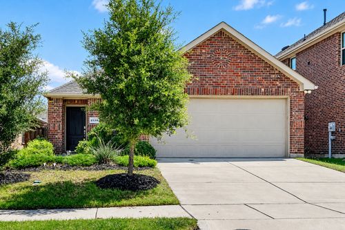 2138 Hobby Dr, Forney, TX, 75126-4193 | Card Image